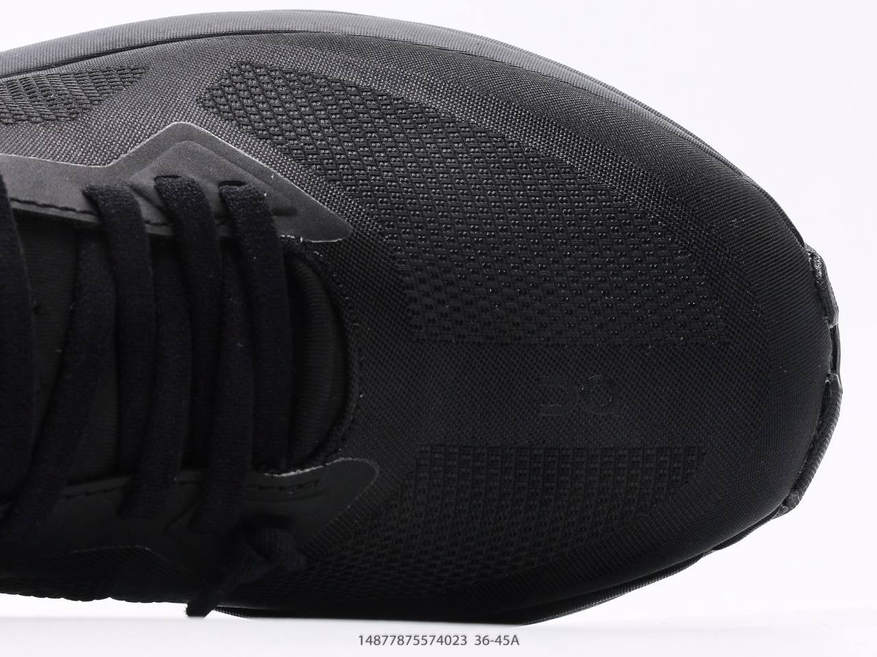 على Kith X cloudzone Kith Black