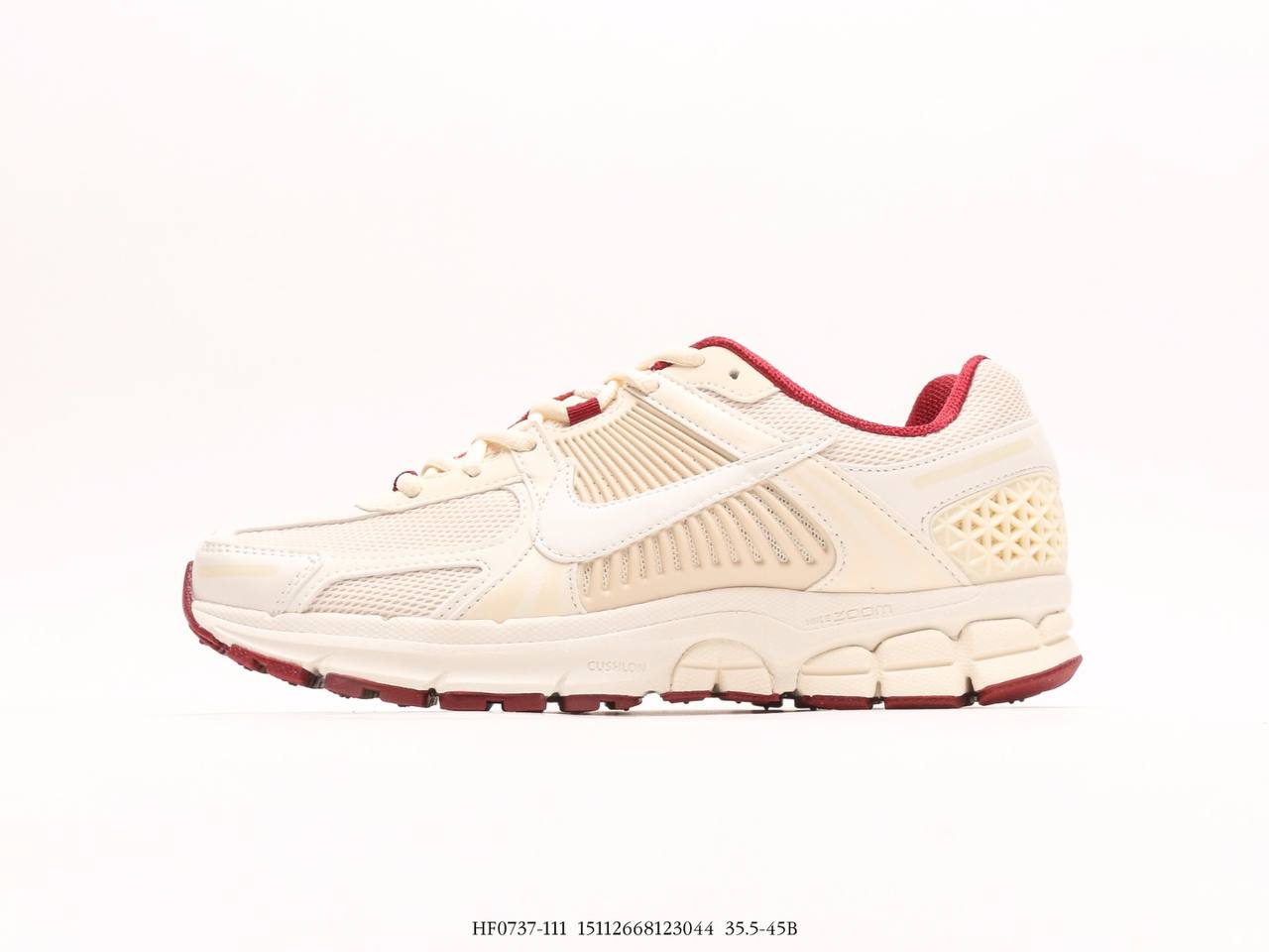 حذاء Nike Air Zoom Vomero 5 لعيد الحب