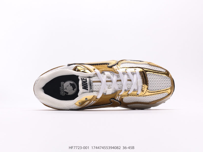 حذاء Nike Zoom Vomero 5 باللون الذهبي المعدني