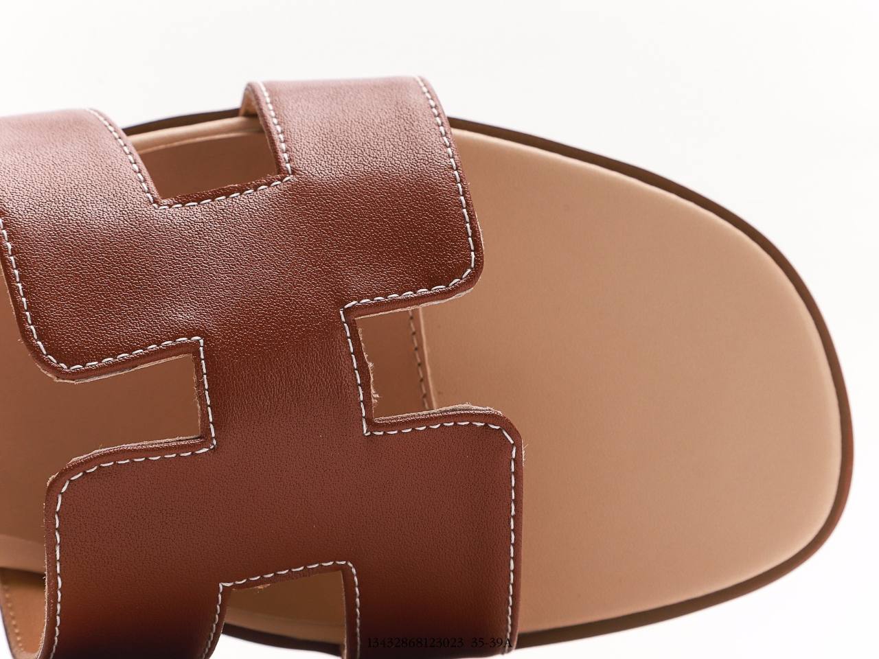 Hermès Chypre Sandal Brown Beige