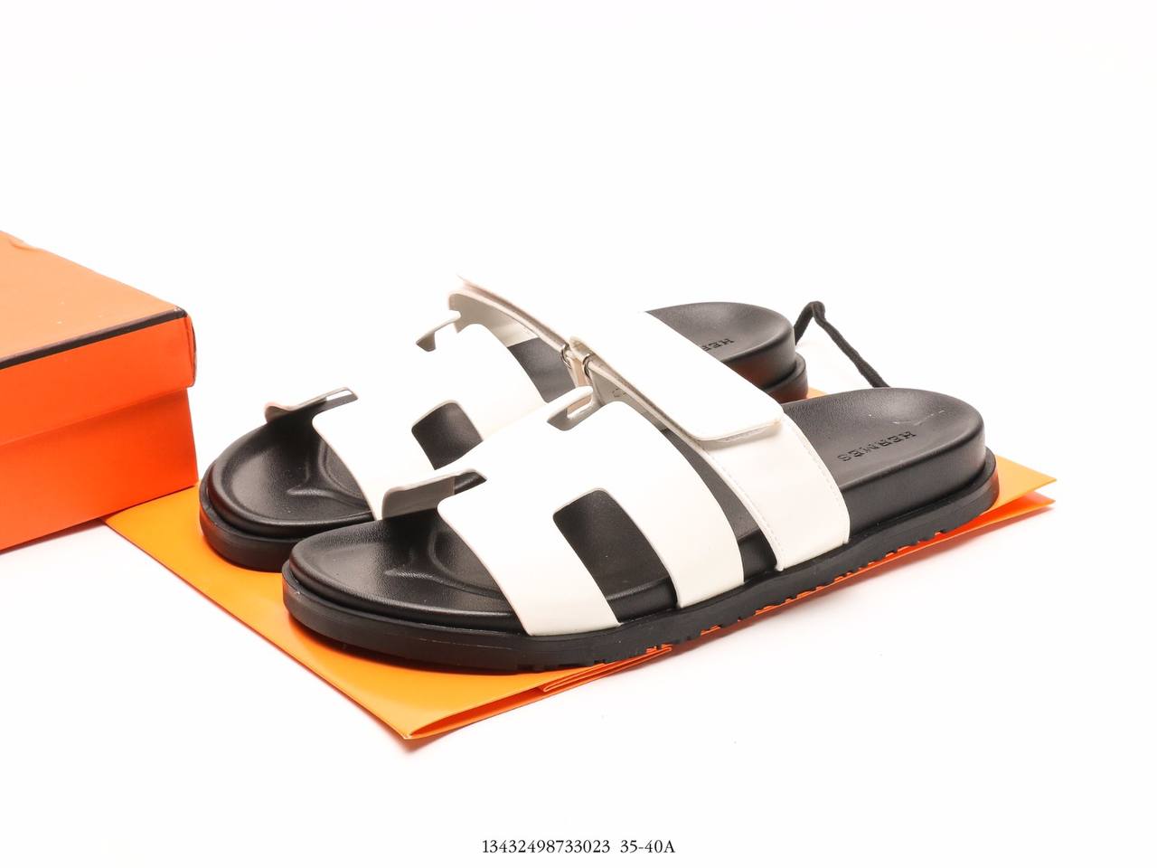 Hermès Chypre Sandals