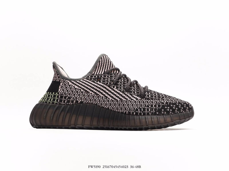 حذاء أديداس ييزي بوست 350 V2 "يشيل"