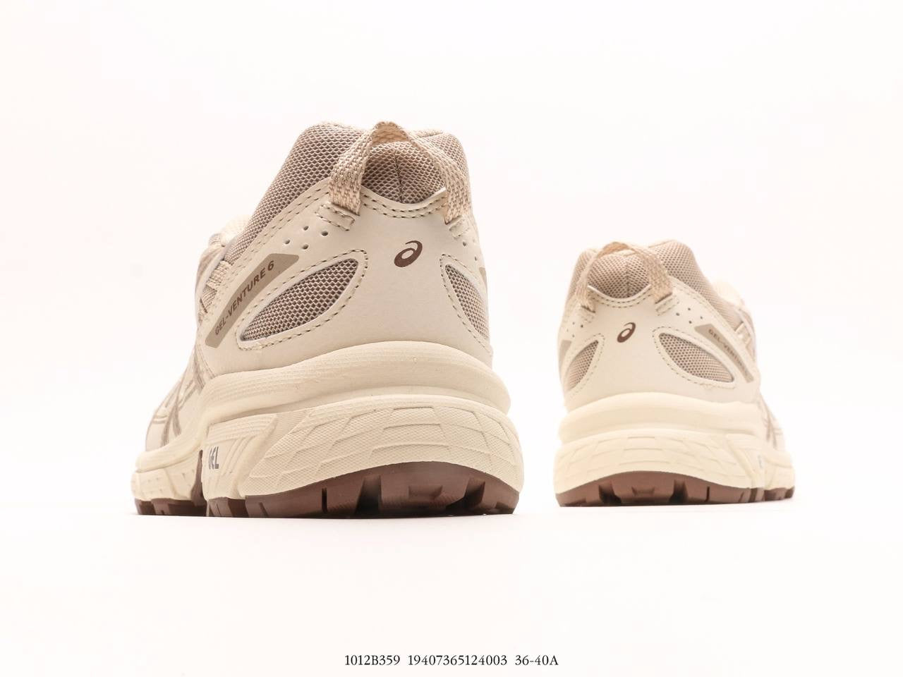 حذاء Asics GEL-VENTURE 6 باللون الرمادي الكريمي
