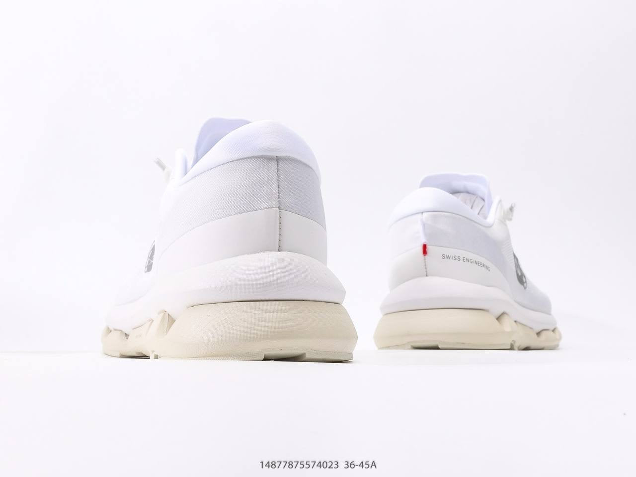 على منطقة سحابة Kith X Kith White Ice