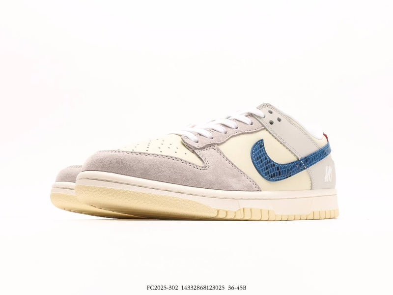 Nike SB dunk Low Undefeated