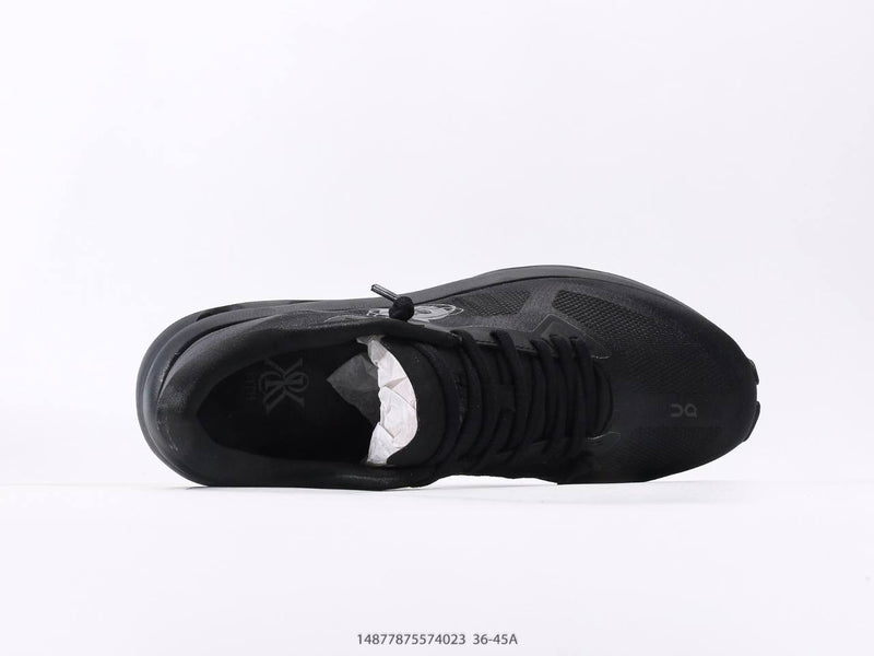 على Kith X cloudzone Kith Black