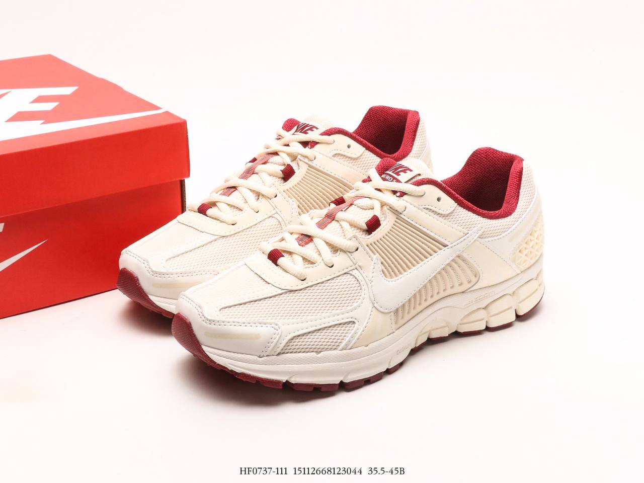 حذاء Nike Air Zoom Vomero 5 لعيد الحب